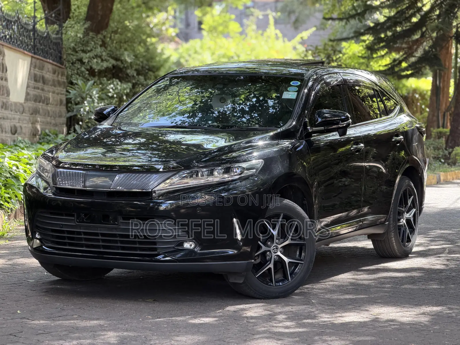 Toyota Harrier 2.0 4WD 2019 Black
