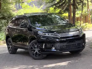 Toyota Harrier 2.0 4WD 2019 Black
