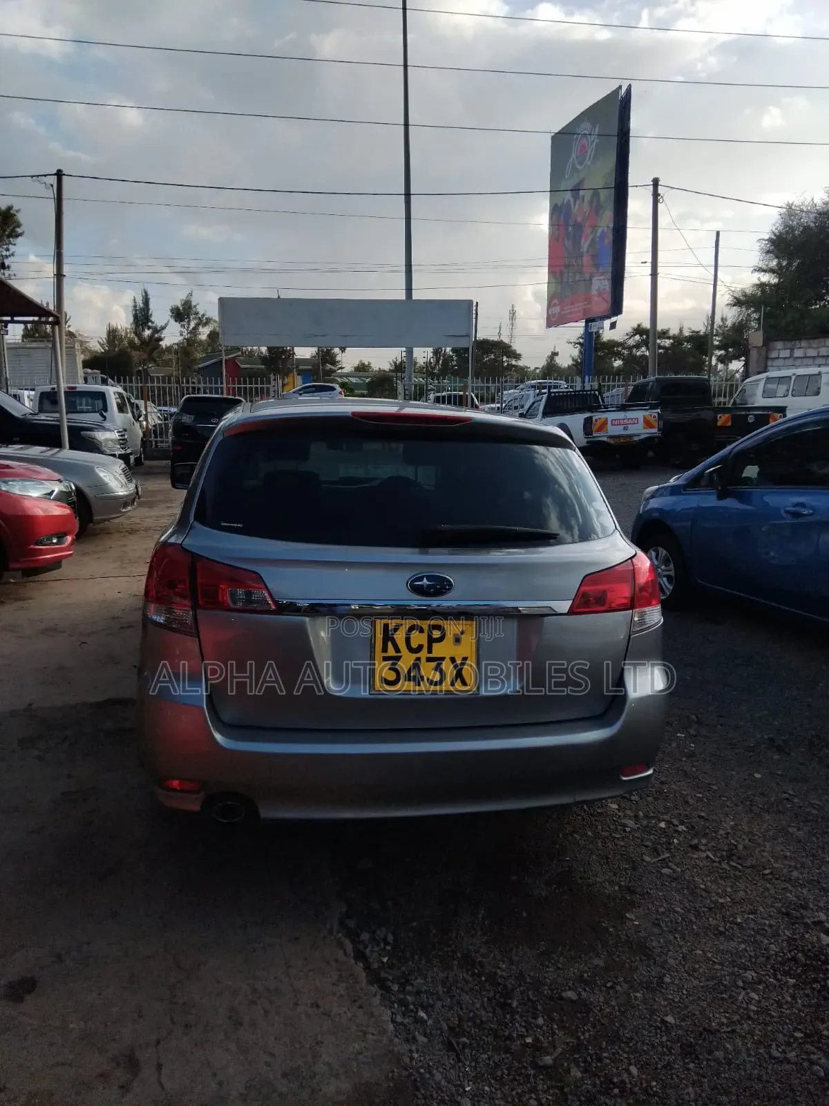 Subaru Legacy 2010 Silver