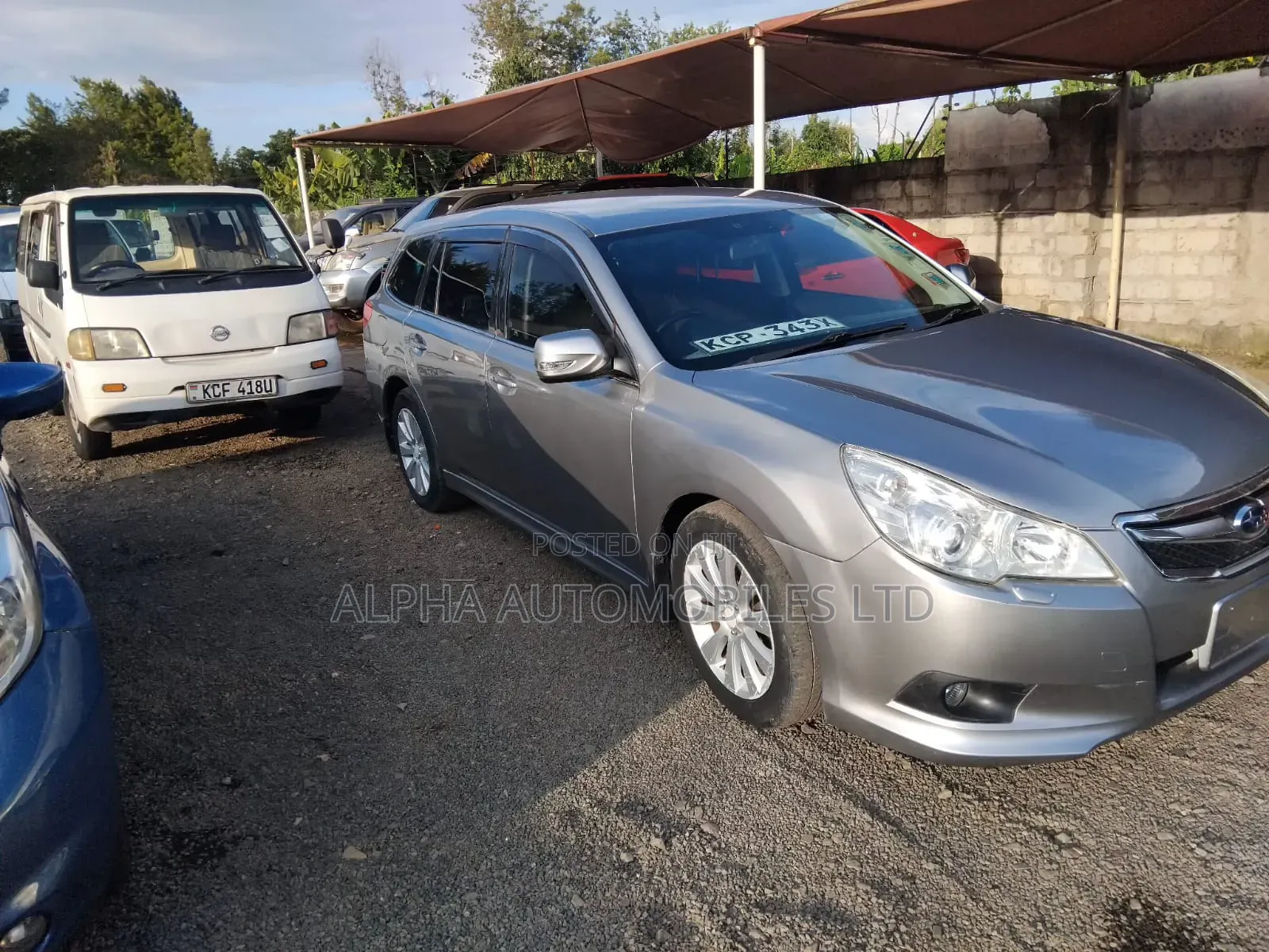 Subaru Legacy 2010 Silver