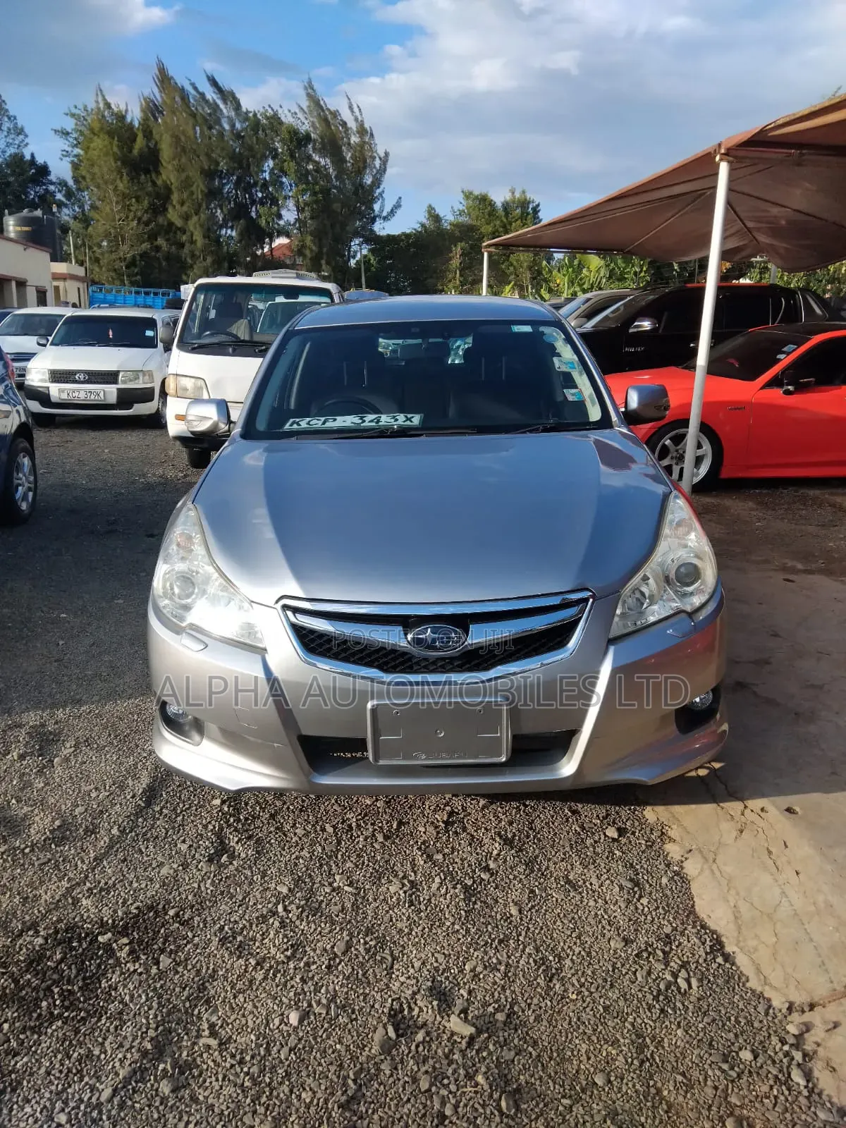 Subaru Legacy 2010 Silver