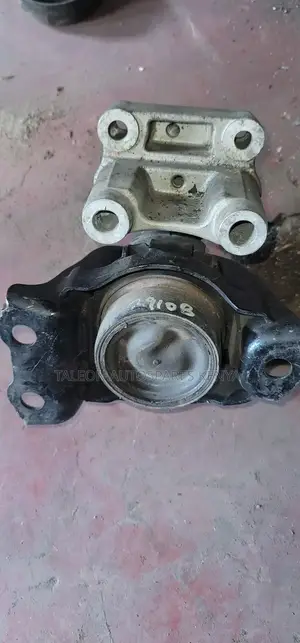 Note E12 E Power Engine Mountain