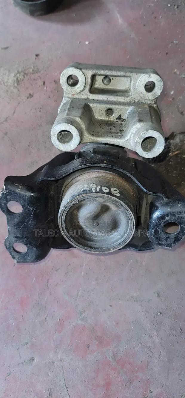 Note E12 E Power Engine Mountain - thumbnail 2