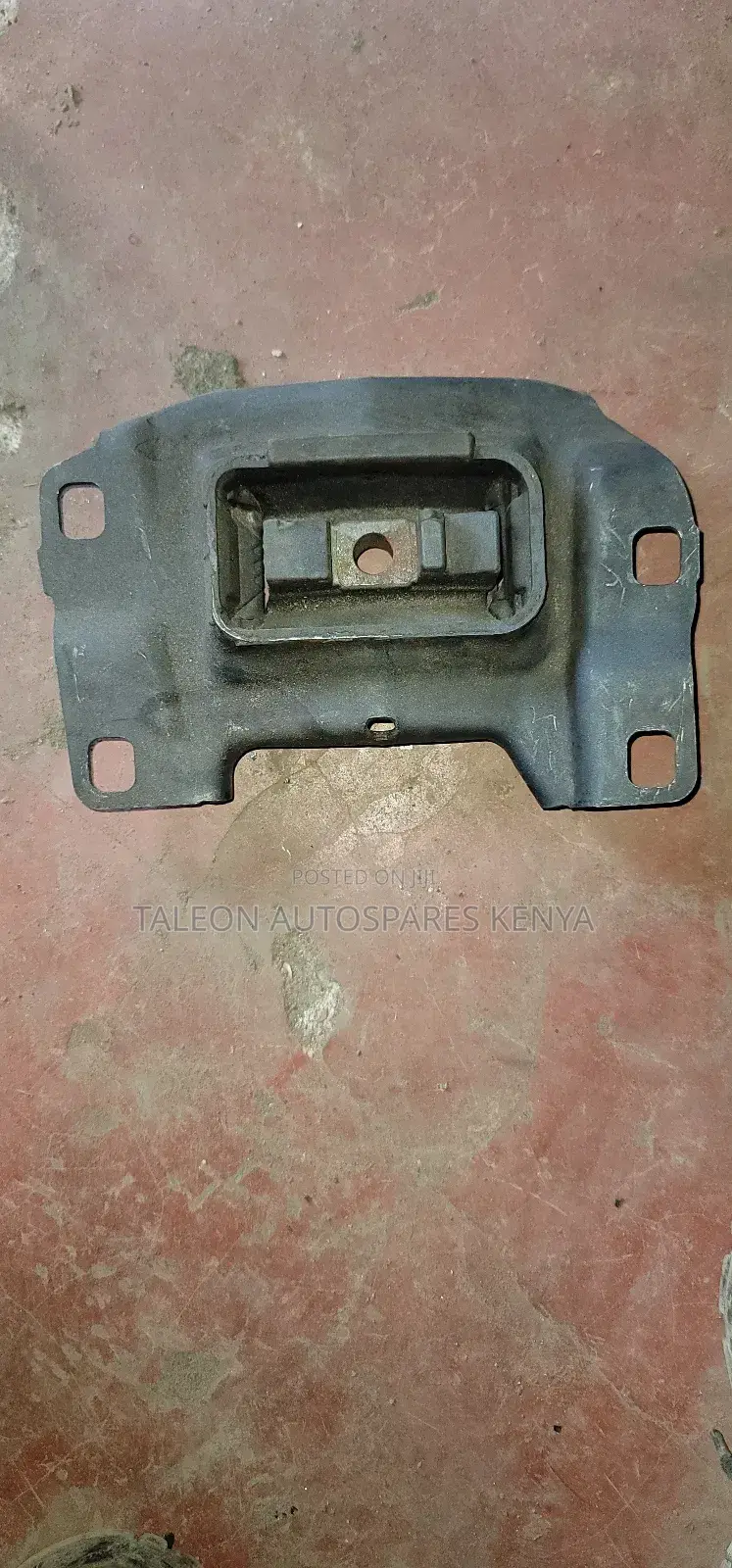 Mazda Premacy/Axela Gearbox Mountain