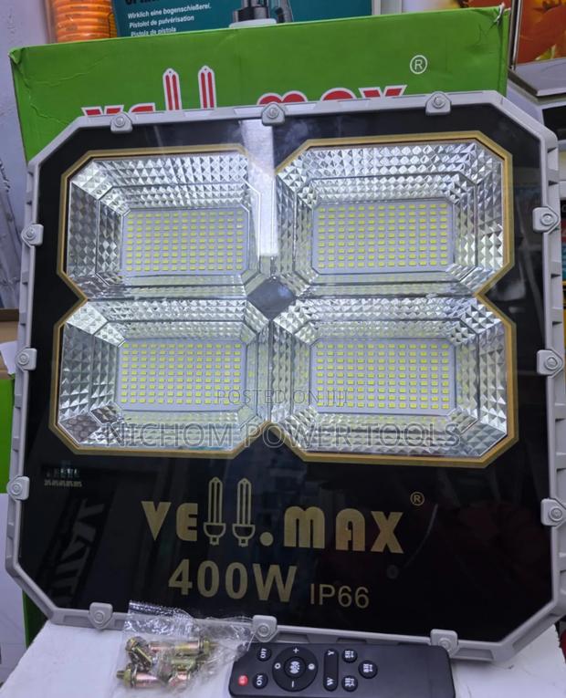 400watts Solar Floodlight/Vellmax Solar Floodlight