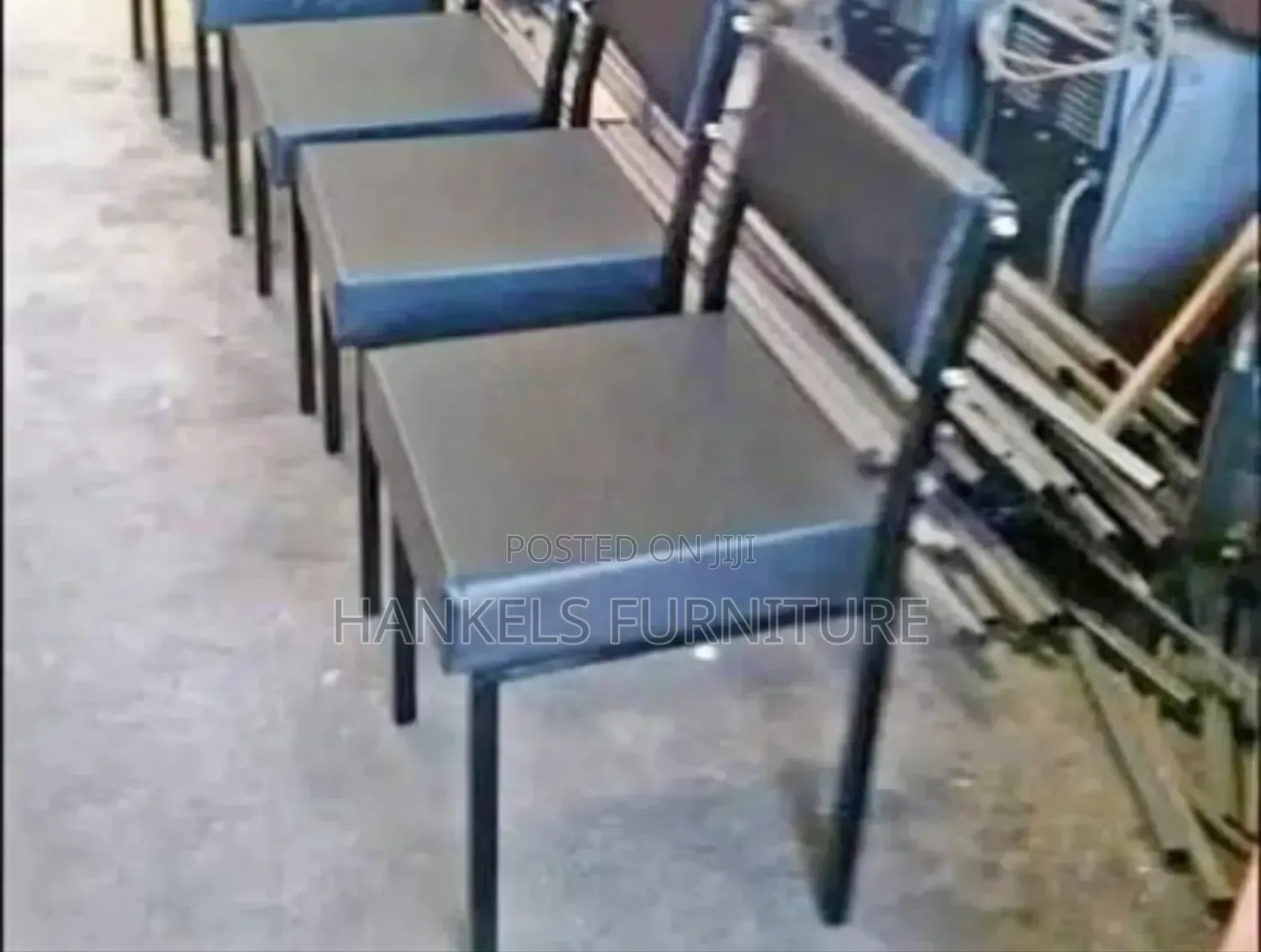 Training Meeting Room Chair – Leather, Armless Design