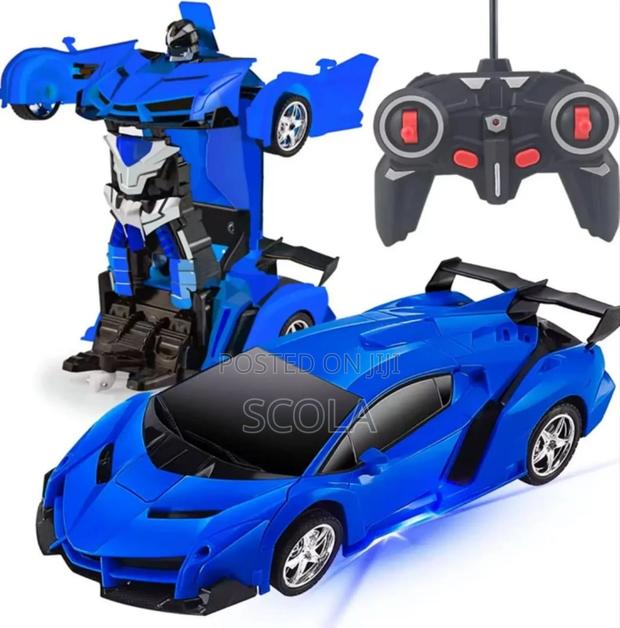 *Transformation Robot Car at 2000 - main view