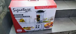 Signature Professional Kitchen Blender – Durable