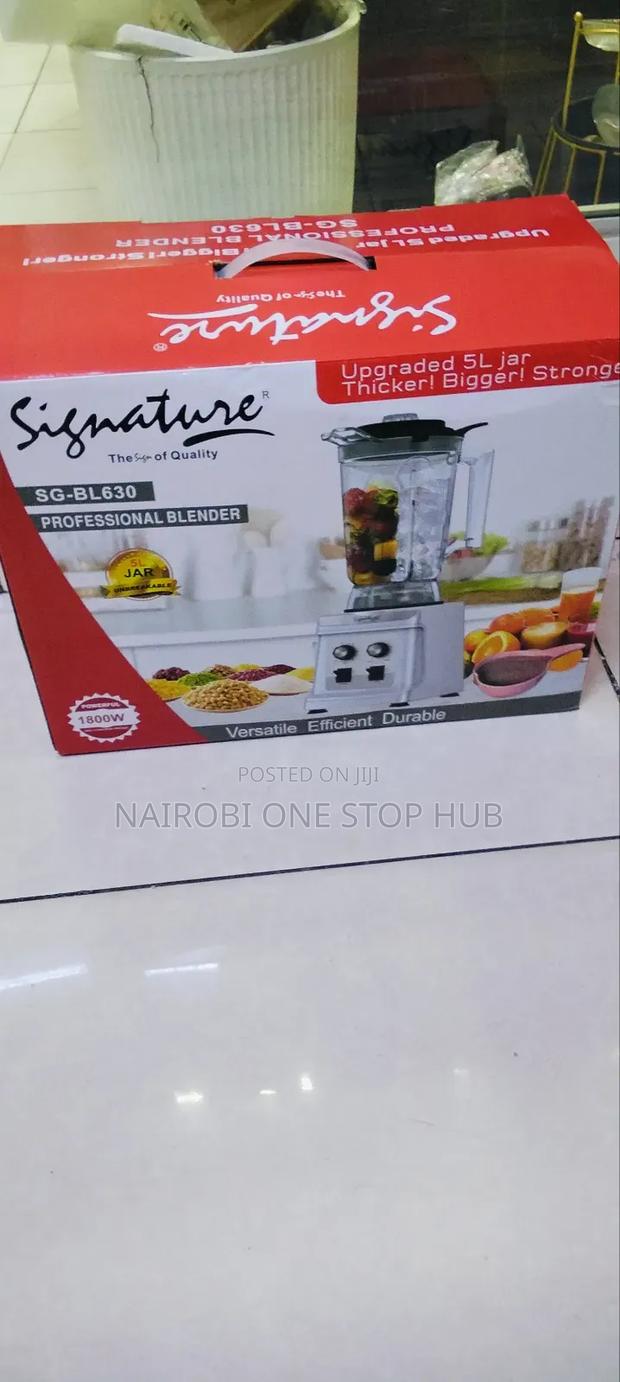 Signature High Performance Blender With Thick Jar