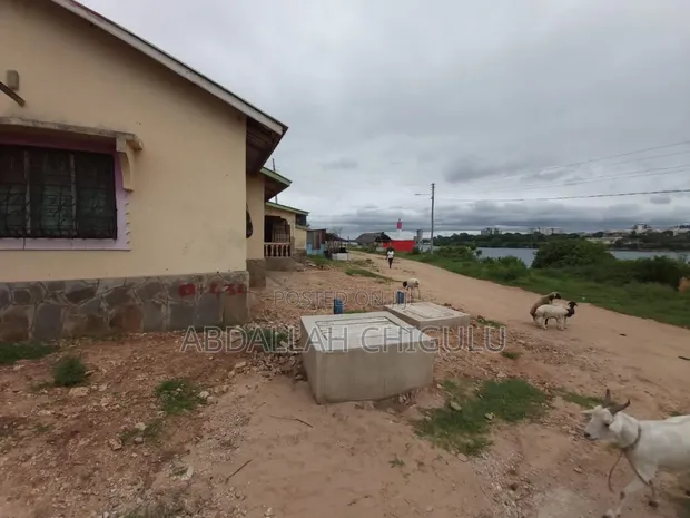 4bdrm House in Senti Kumi, Shelly Beach for rent