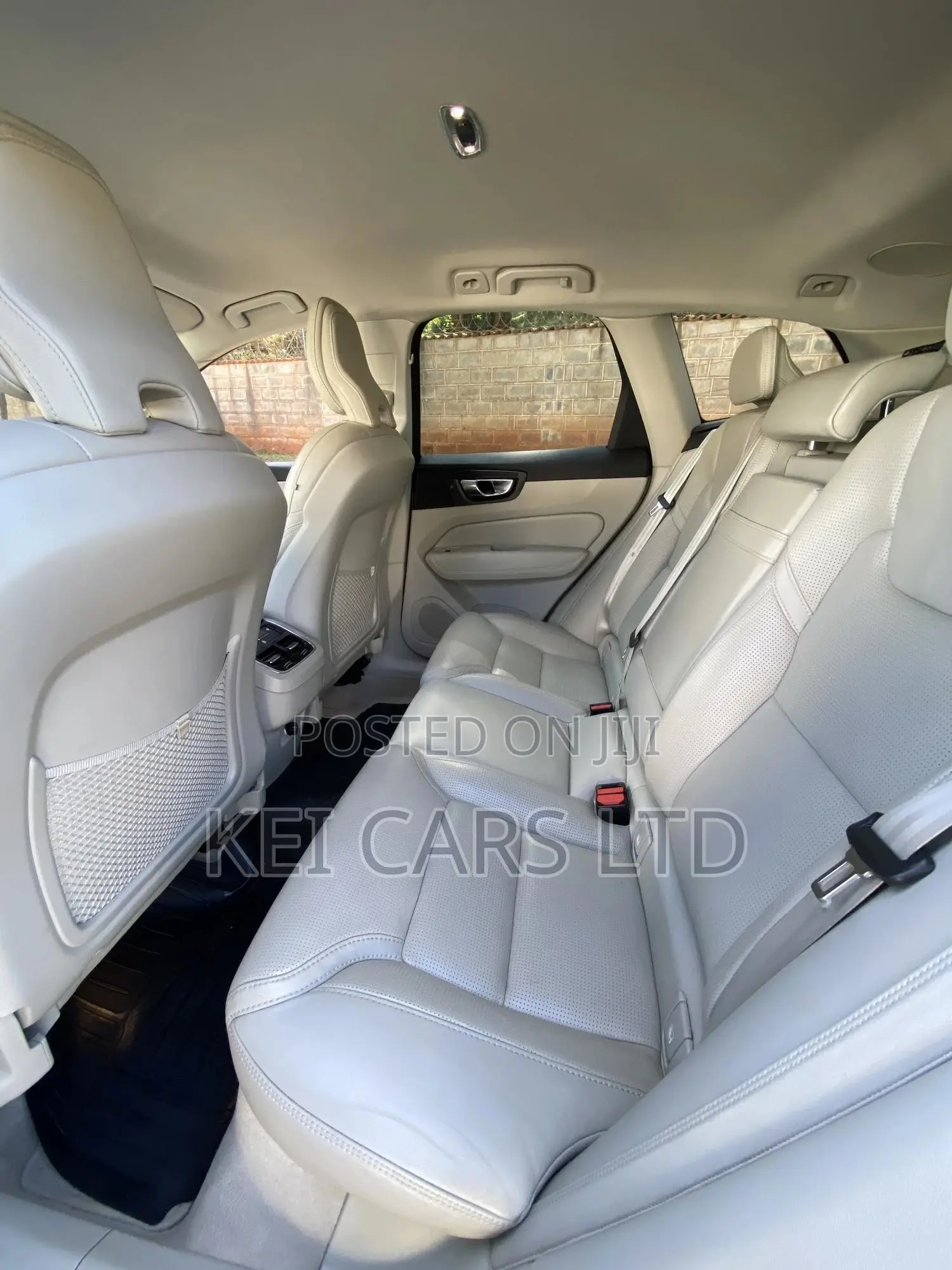 Volvo XC60 2018 White