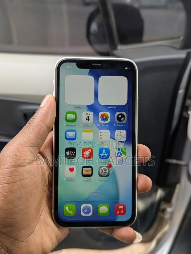 Apple iPhone 11 128 GB White - thumbnail 3