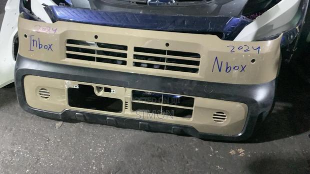 Honda N-Box Nosecut