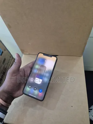 Apple iPhone XS Max 64 GB Gold