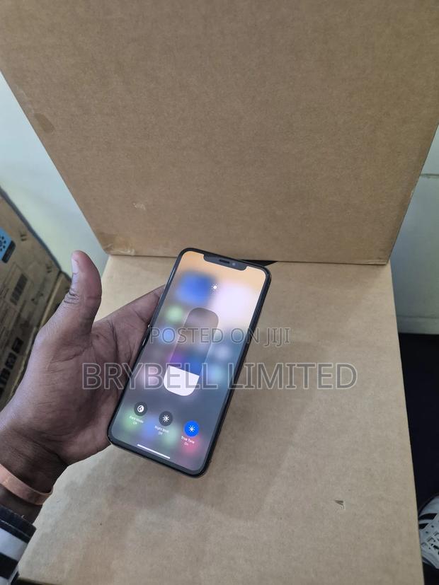 Apple iPhone XS Max 64 GB Gold - thumbnail 5