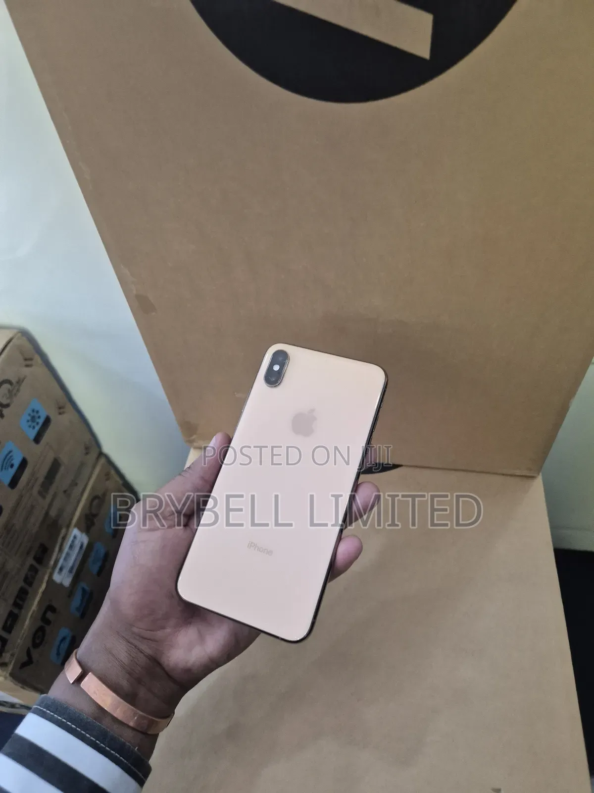 Apple iPhone XS Max 64 GB Gold