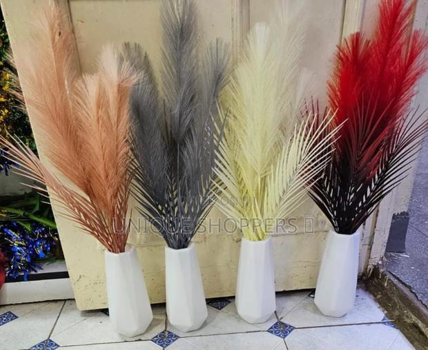 Artificial Fluffy Pampas Grass - thumbnail 2