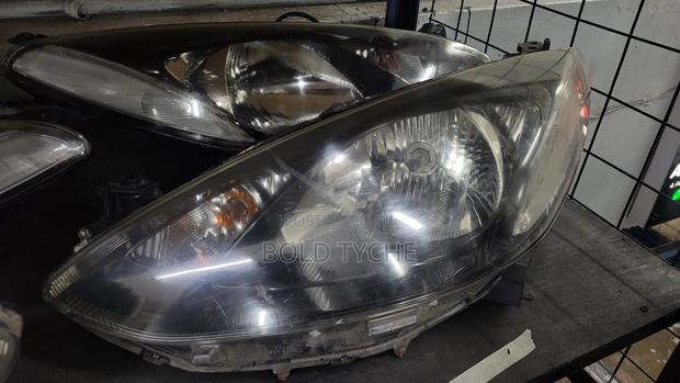 Mazda Demio 2008 Headlight - thumbnail 2