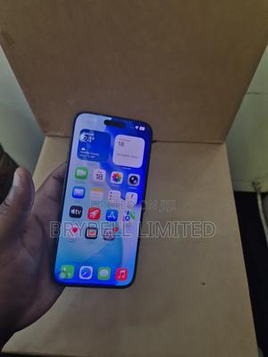 Apple iPhone 15 Pro Max 1 TB Gold - thumbnail 2