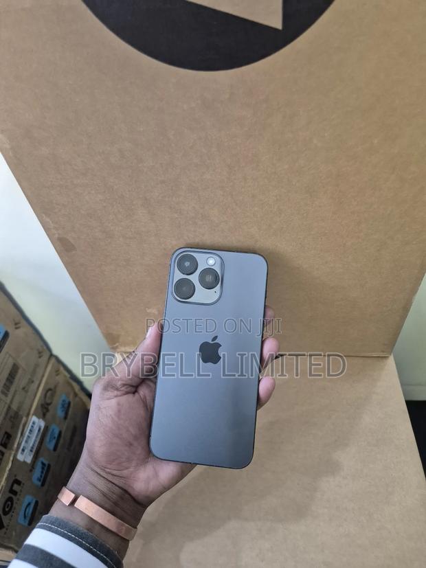 Apple iPhone 15 Pro Max 1 TB Gold - thumbnail 3