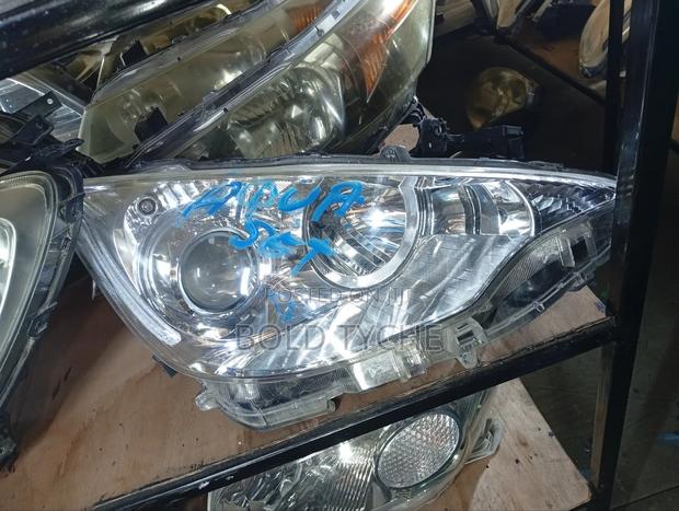 Ex Japan Toyota Aqua Headlight