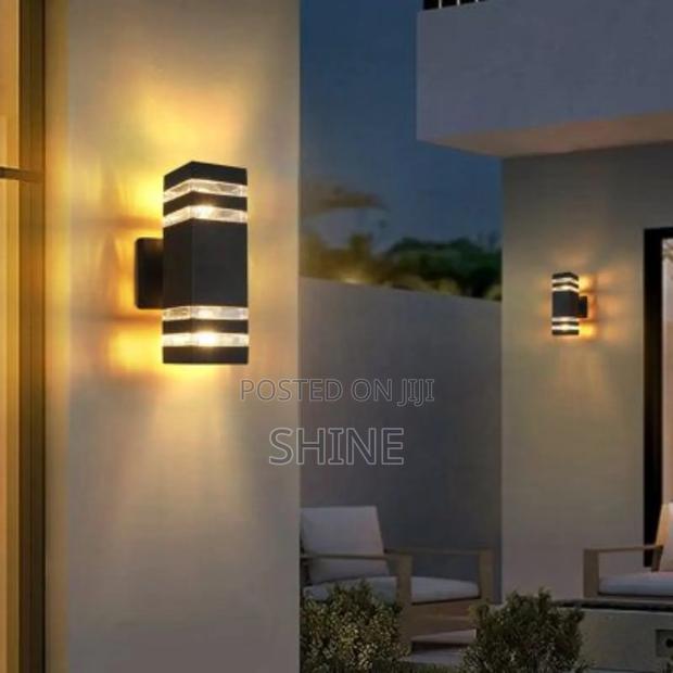 Modern Perimeter Wall Lights - thumbnail 2