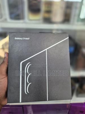 New Samsung Galaxy Z Fold7 256 GB Black - thumbnail 2