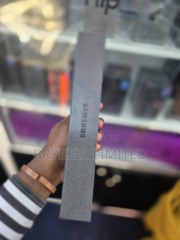 New Samsung Galaxy Z Fold7 256 GB Black - thumbnail 8