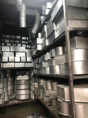 Bread and Cake Baking Tins Customized