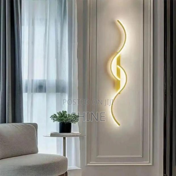 Curved Wall Light