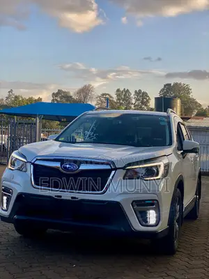 Subaru Forester 2.5i Limited AWD 2018 White