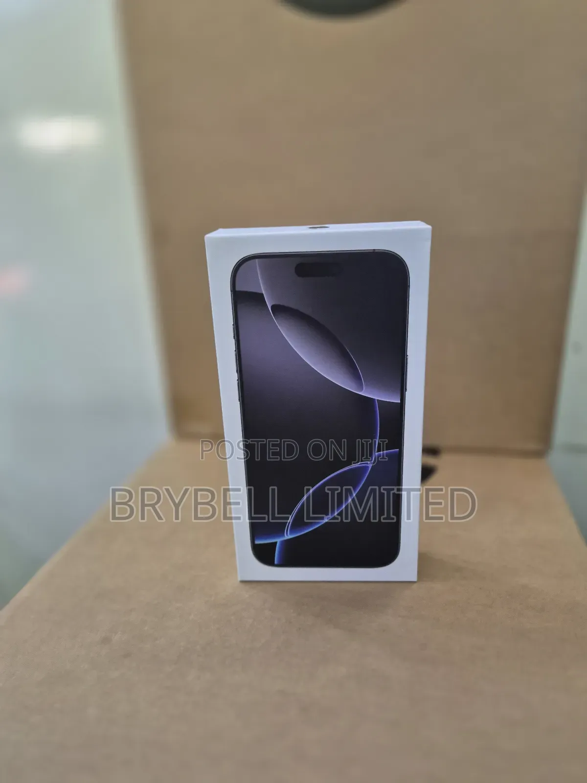 New Apple iPhone 16 Pro Max 256 GB Black