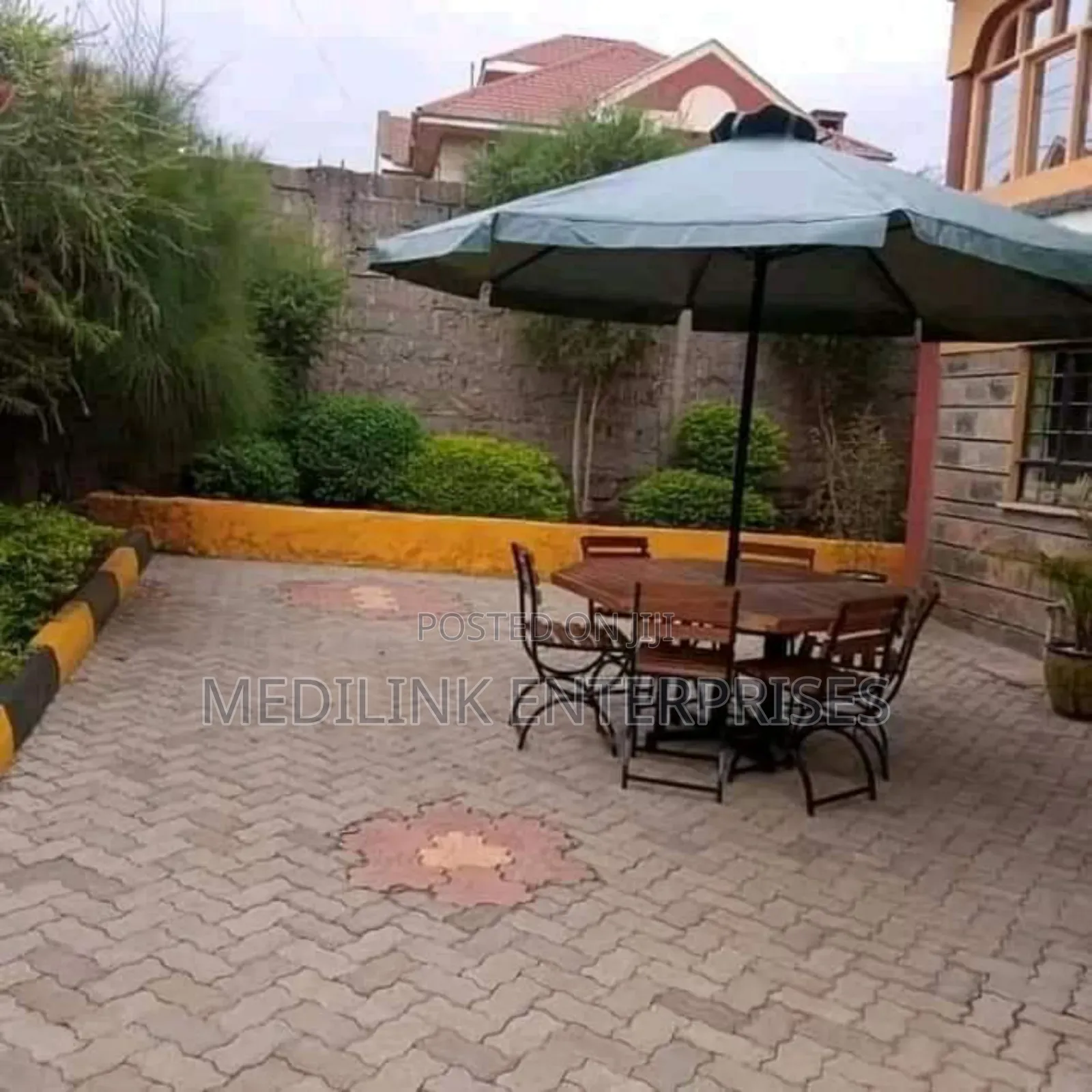 6-Seater Garden Outdoor Umbrella Shades