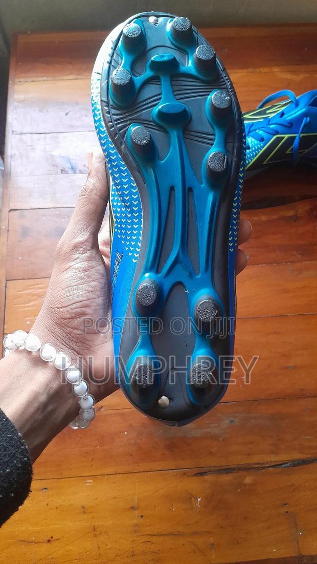 Kids Football Boots Size 37 - thumbnail 3