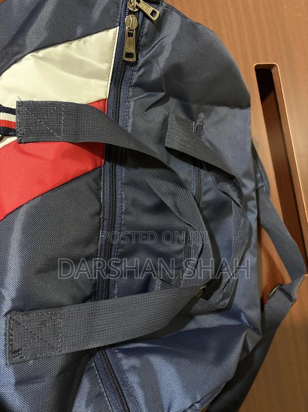 Tommy Hilfiger Duffel Bag - thumbnail 3