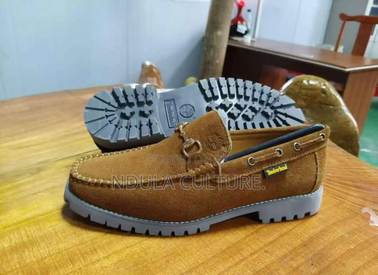 Timberland Suede// Leather Sneakers