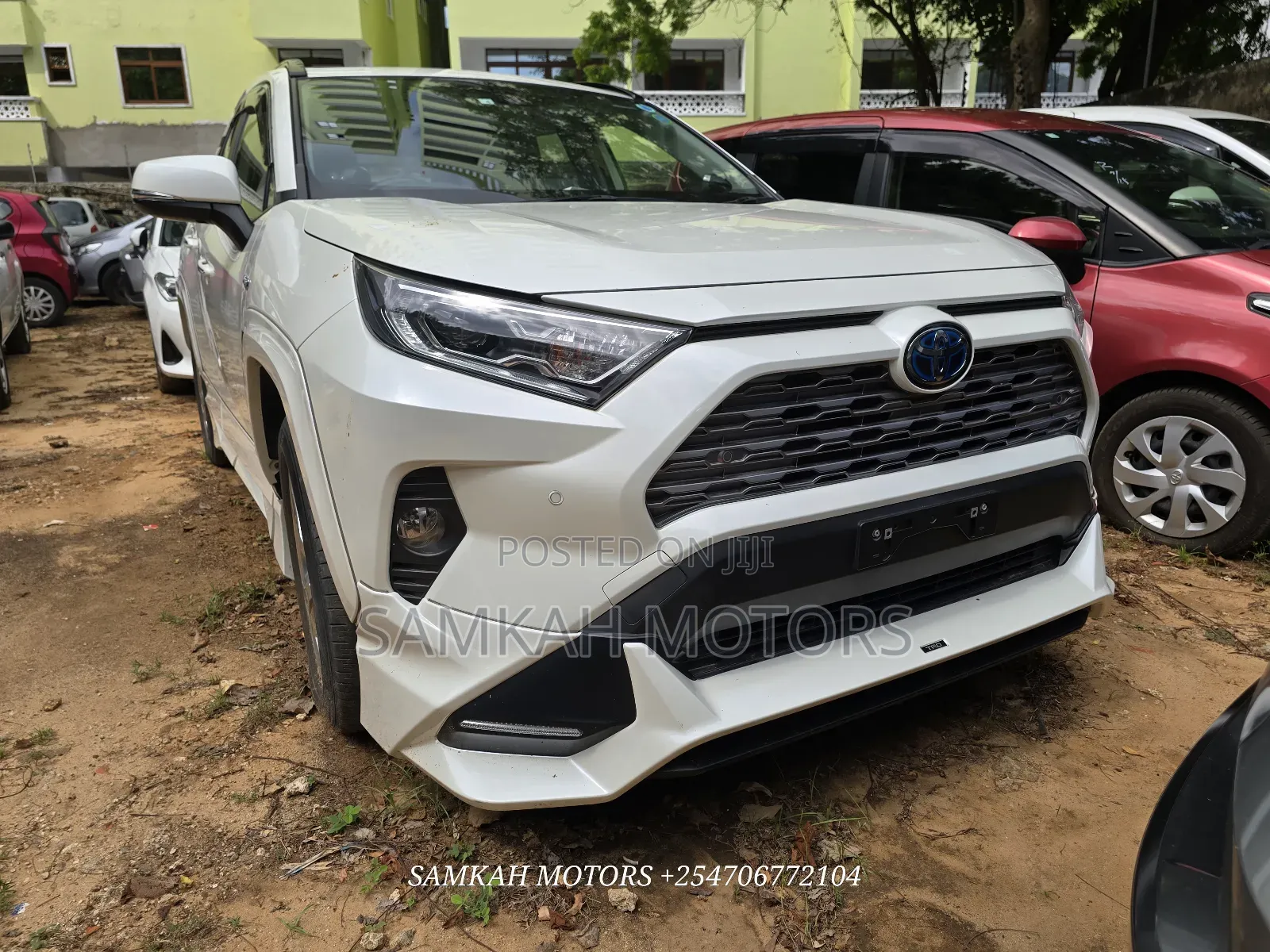 Toyota RAV4 Hybrid 2020 White