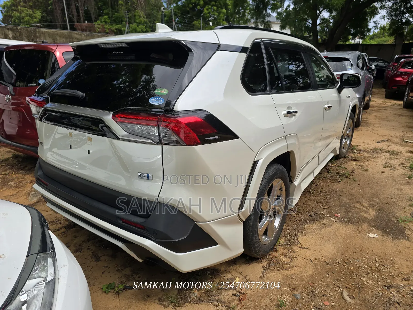 Toyota RAV4 Hybrid 2020 White