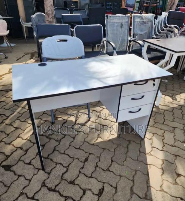 Professional Study Desk – Office, Online Work Gaming Use - main view