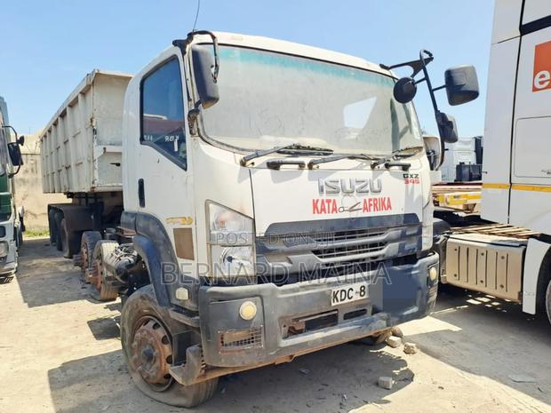 Isuzu ZXS 2020 White