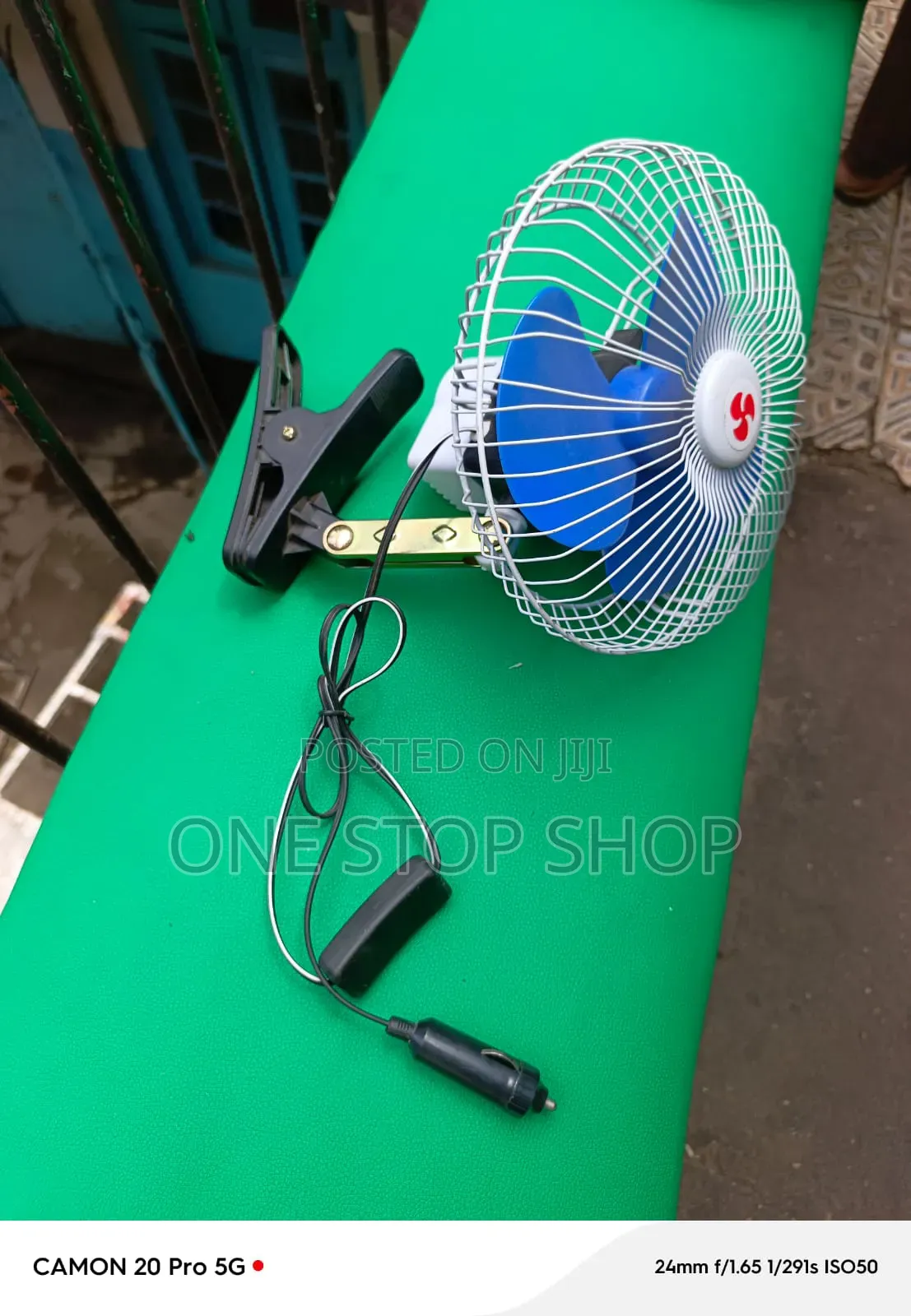 Clip on Fan Oscillating for Car Truck Cigarette Lighter Powered