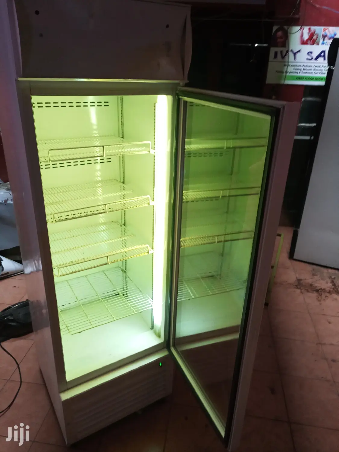 Fridge Display 450L