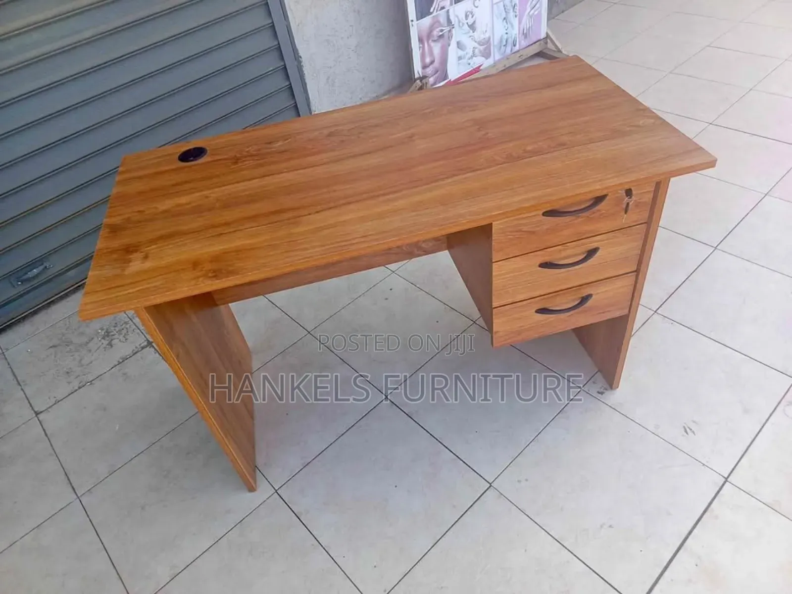 Office Gaming Desk – One Desk, Multiple Uses