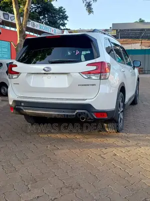 Subaru Forester 2018 White