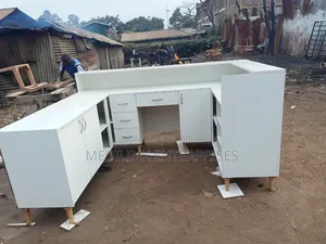 Customized Wooden Work Station