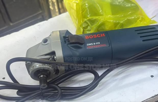 Bosch GWS 8-115 Professional Angle Grinder.