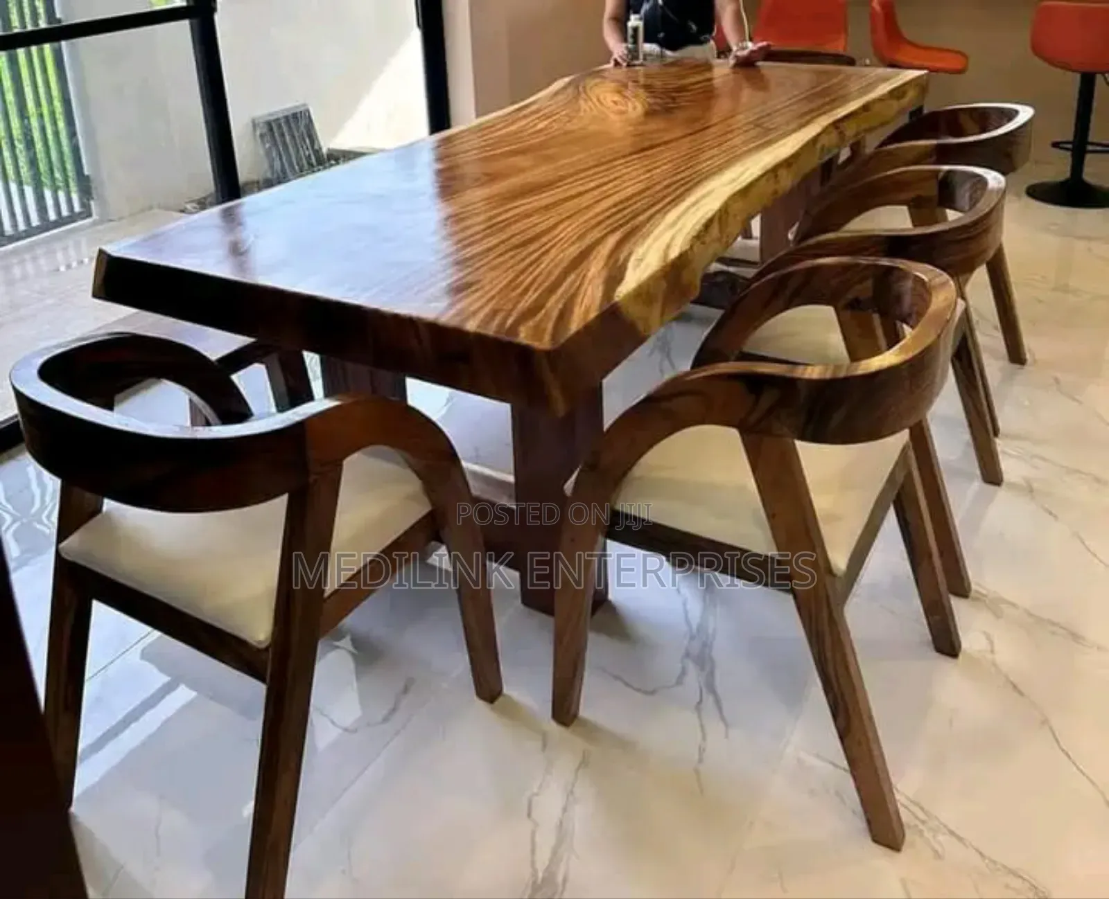 Sudan Teak Amon 6-Seater Dinning Table Set