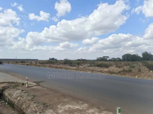 Jujafarm Road 1 Acre Touching Tarmac. - thumbnail 3