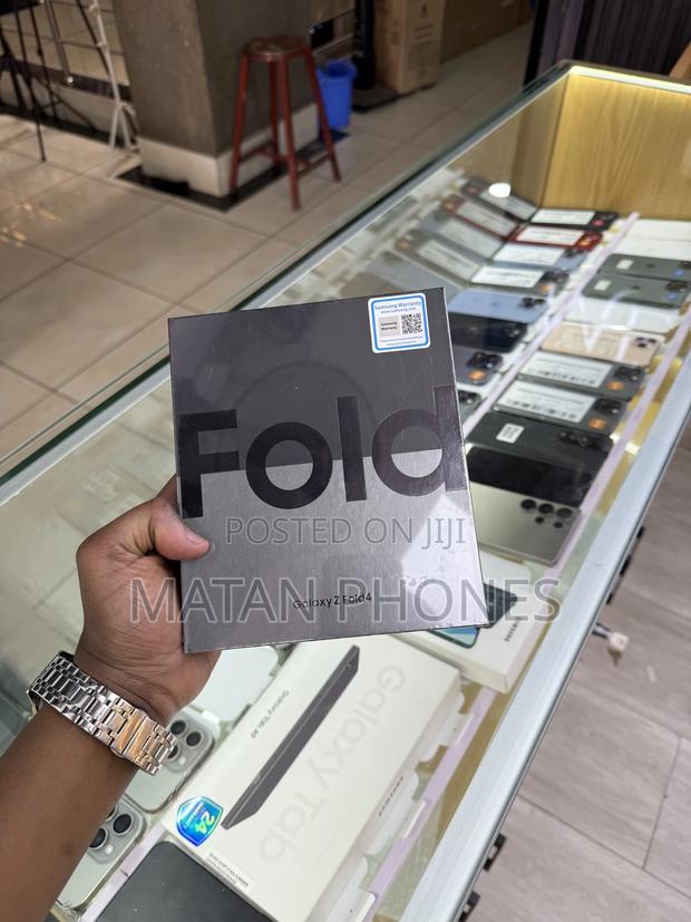 Samsung Galaxy Z Fold4 256 GB Black - thumbnail 2