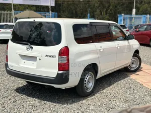 Toyota Probox 1.5 DX Comfort 2WD 2018 White